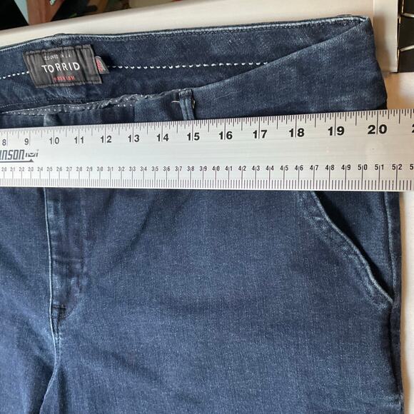 Torrid Premium Women Soft Denim Slim Ankle Skinny Jeans size 20 R, Blue - Picture 2 of 12